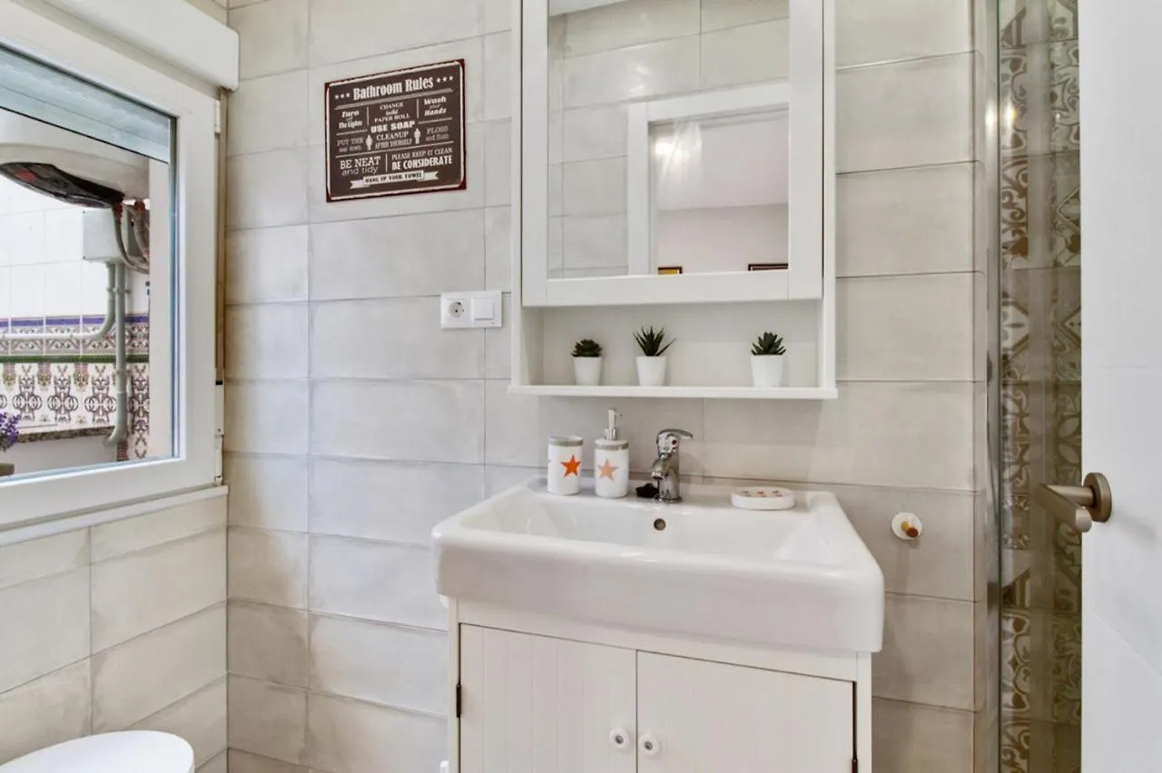 Barcelo 21, Parking On Request, Atico With Terrace & Studio With Patio, Center, Breakfast Included, Quite Neighborhood, Bc Málaga