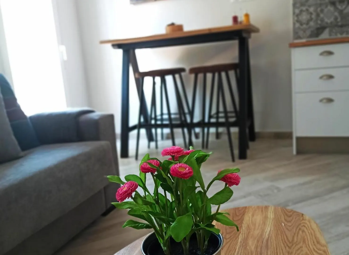 Appartement Barcelo 21, Parking On Request, Atico With Terrace & Studio With Patio, Center, Breakfast Included, Quite Neighborhood, Bc Málaga